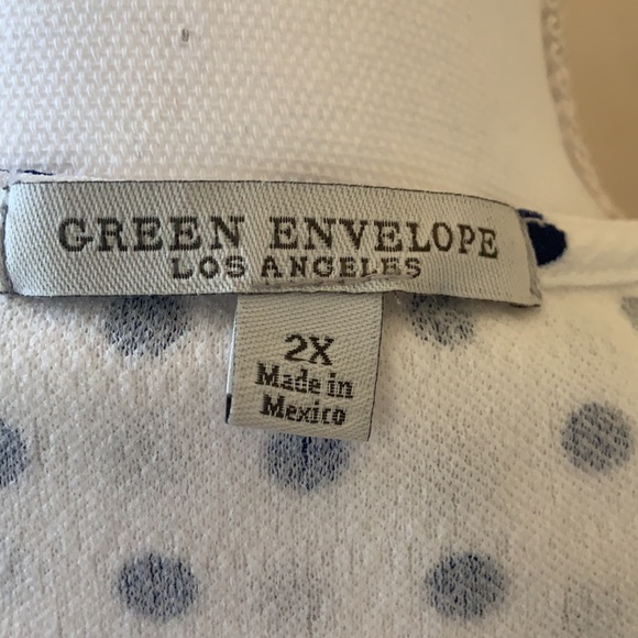 Green Envelope top - Picture 5 of 5